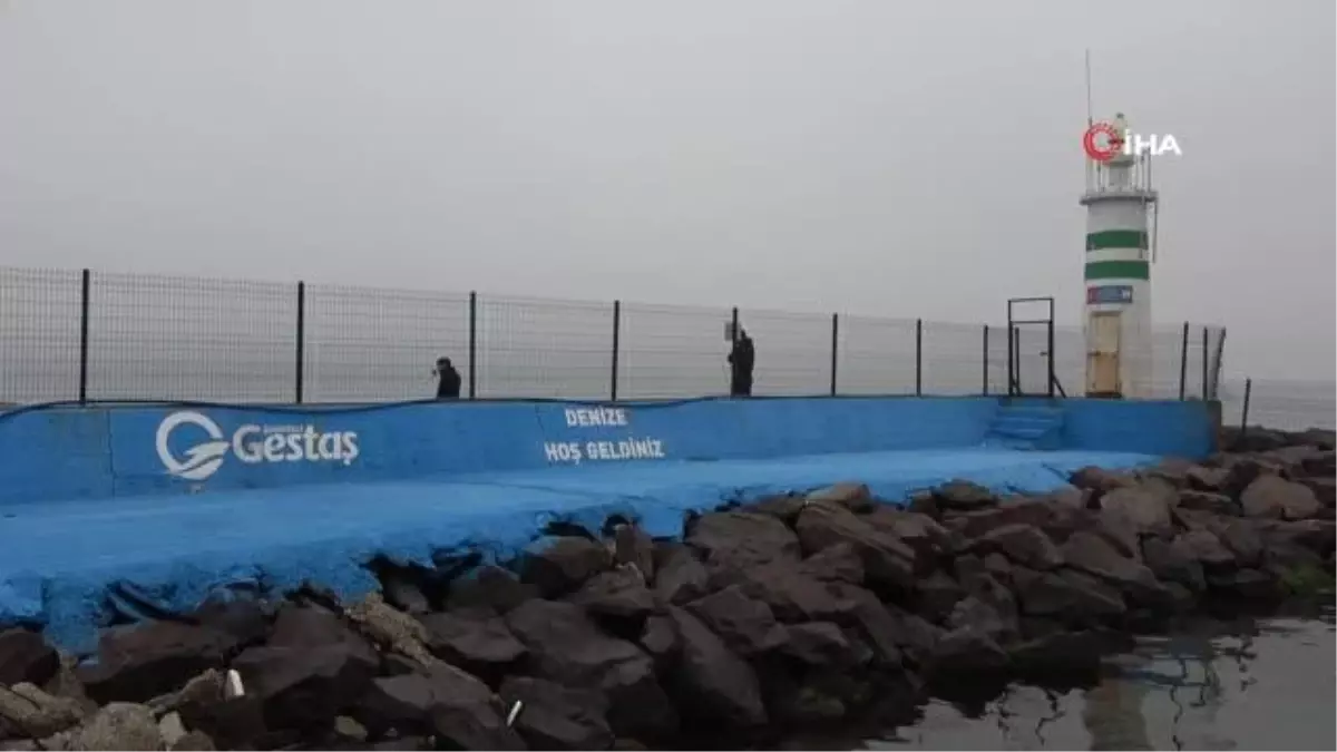 Çanakkale Boğazı yoğun sis nedeniyle gemi trafiğine kapandı