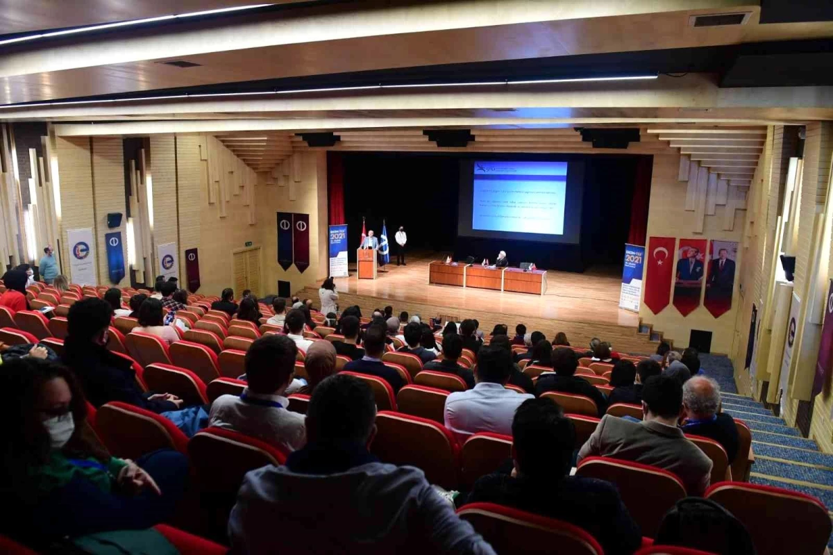 "EKON-TEK 2021" 21. Ulusal İktisat Kongresi Anadolu Üniversitesi\'nin ev sahipliğinde başladı