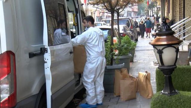 ESENLER'DE EV SAHİBİNİN KAÇTIĞI DAİREDE BAŞINDAN VURULMUŞ HALDE BULUNDU