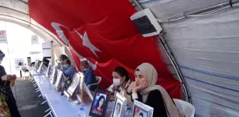 Evlat nöbeti tutan ailelerden Meral Akşener'e çağrı: 'Sizde biraz vicdan varsa, şehit ailesine küfür eden Türkkan'ı partiden atarsınız'