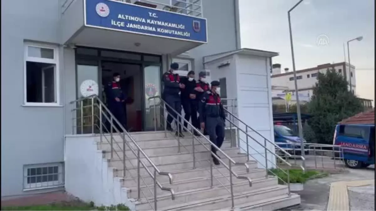 Kayınpederinin evinden altın hırsızlığıyla ilgili damat ve arkadaşı gözaltına alındı