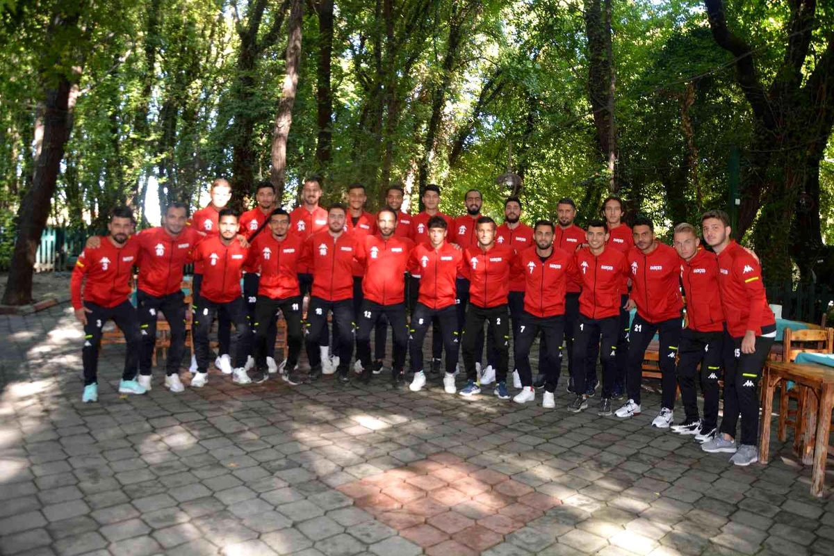 Ortaca Belediyespor Futbol Takımı kahvaltıda bir araya geldi