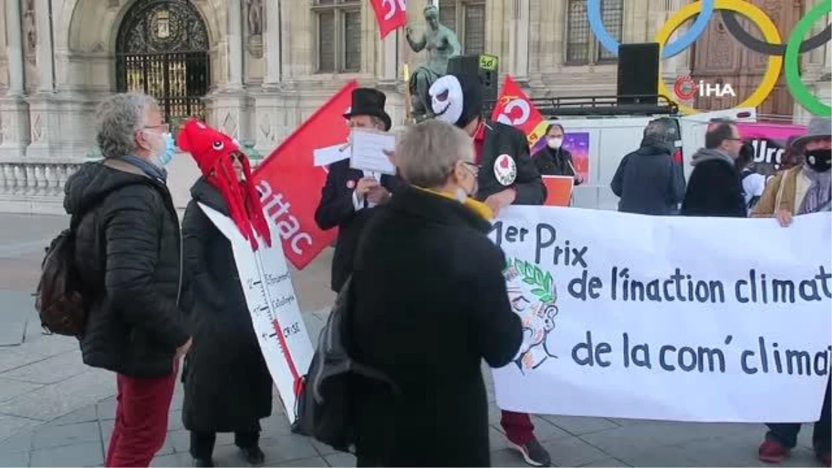 Paris\'te çevreciler sokağa indi