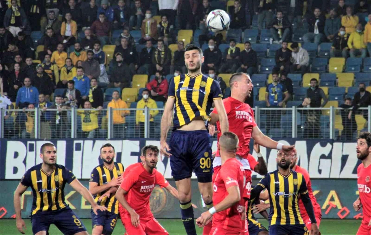 Süper Toto 1. Lig: Ankaragücü: 3 Ümraniyespor: 0