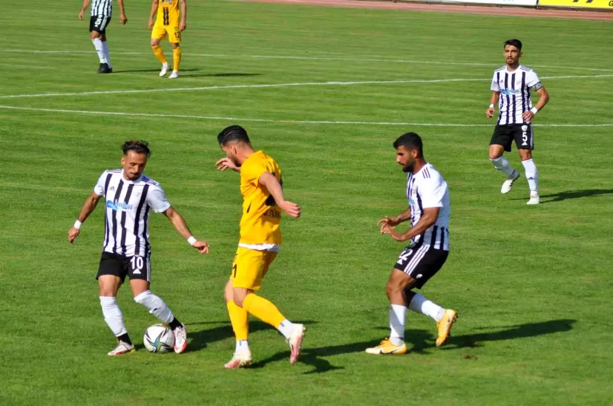 TFF 2. Lig: Somaspor: 3 Bayburt Özel İdare Spor: 1