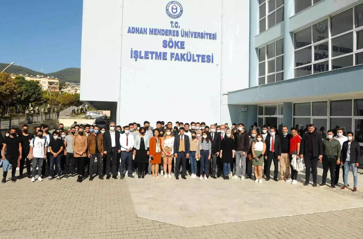 ADÜ rektörü Aldemir, Söke\'de öğrencilerle bir araya geldi