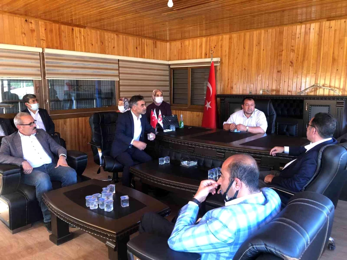 AK Parti Adana Milletvekili Abdullah Doğru, sanayicilerle bir araya geldi