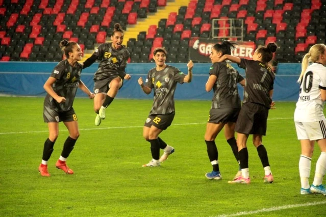 ALG Spor, Beşiktaş'ı farklı mağlup etti