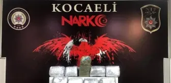 Araçta kilo kilo uyuşturucu ele geçirilmişti, 3 şüpheli adliyeye sevk edildi