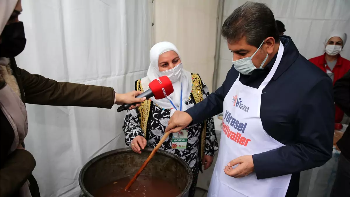 Esenler\'de Amasya Elma Festivali düzenlendi