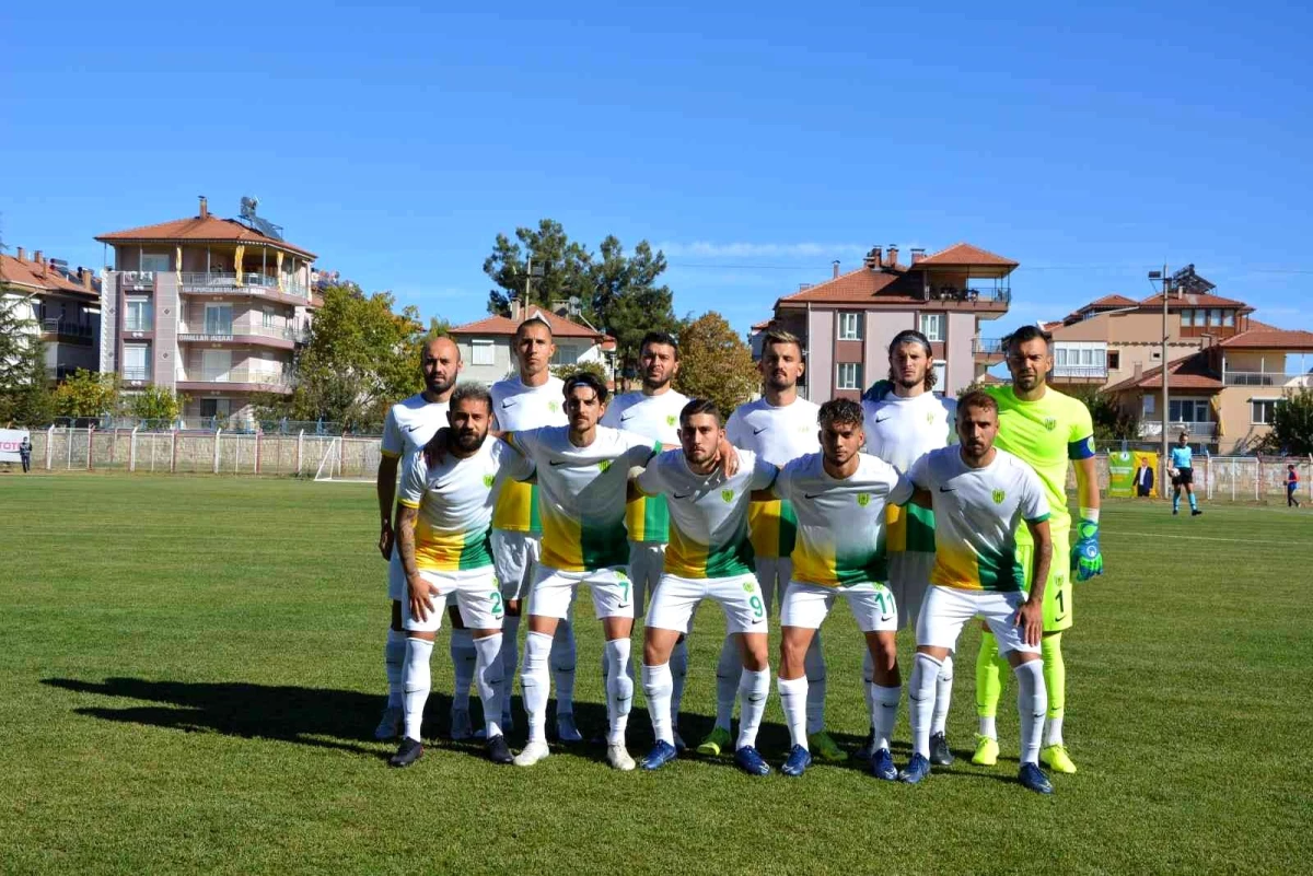 Korkuteli Belediyespor sahasında galip