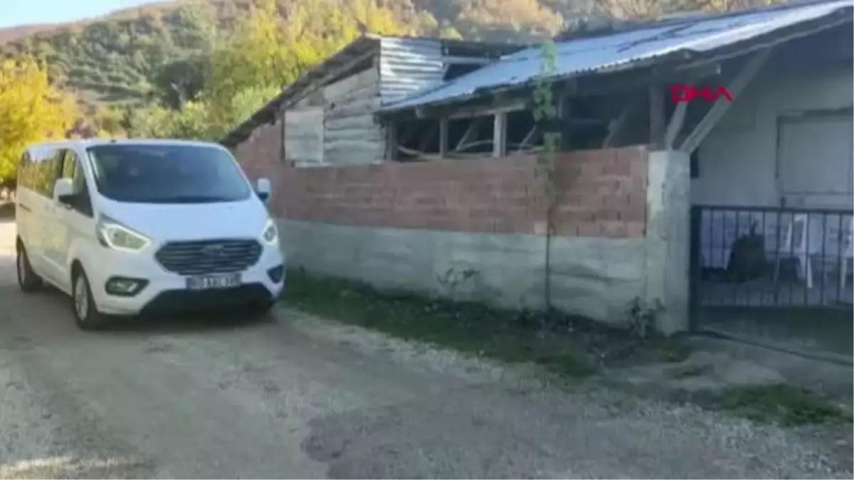 Son dakika haberleri | Ördüğü yün çorapları Suriye\'ye gidecek askerlere hediye etti