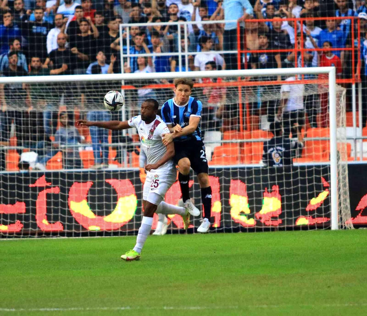Spor Toto Süper Lig: Adana Demirspor: 0 Hatayspor: 0 (İlk yarı)