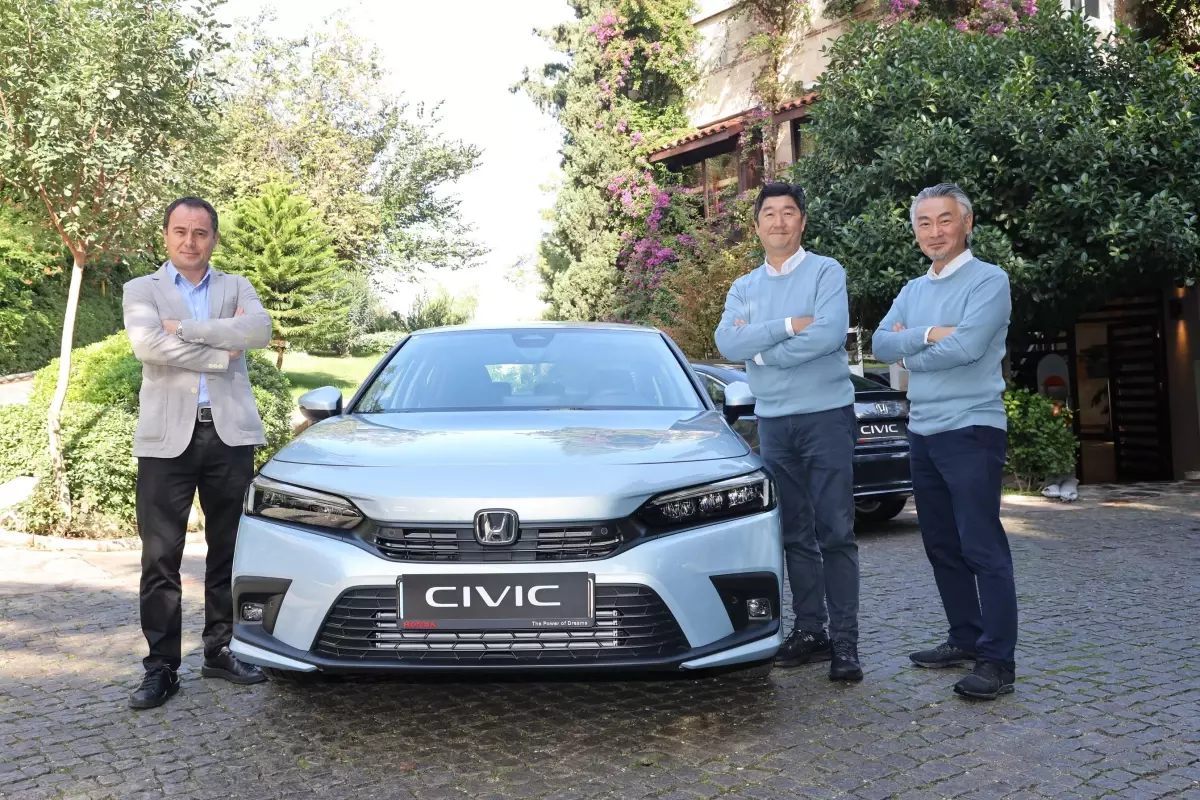 Yenilenen Honda Civic, 13 Kasım\'da Türkiye yollarına çıkacak