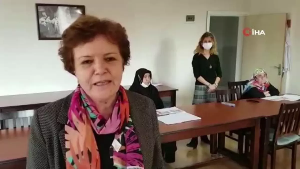 Belediyenin mahallelerde kurduğu kurslarla okur yazarlık oranı arttı