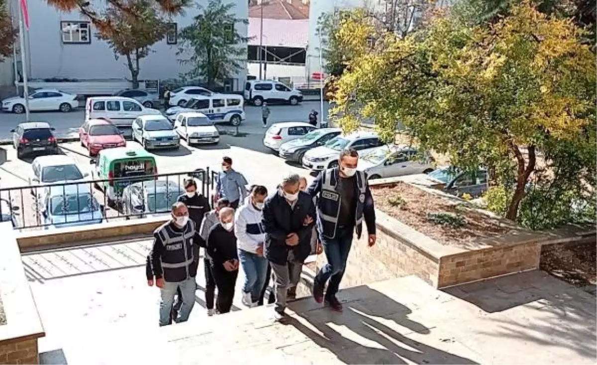 Son dakika: Bilecik\'te silahla yaralamaya 4 gözaltı (2)