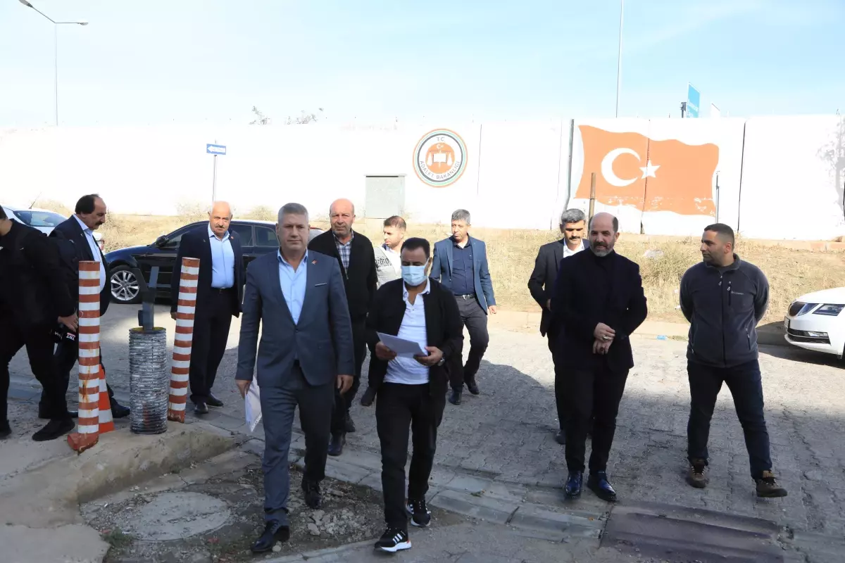 Bingöl\'de şehit ağabeyi ve şehit ailelerinden İYİ Partili Türkkan hakkında suç duyurusu