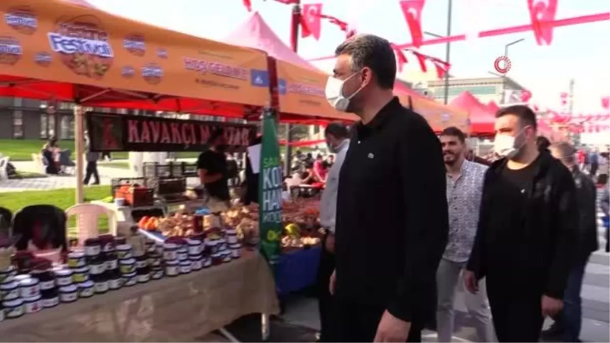 Bu festivalde 2 ton kestane ücretsiz dağıtıldı