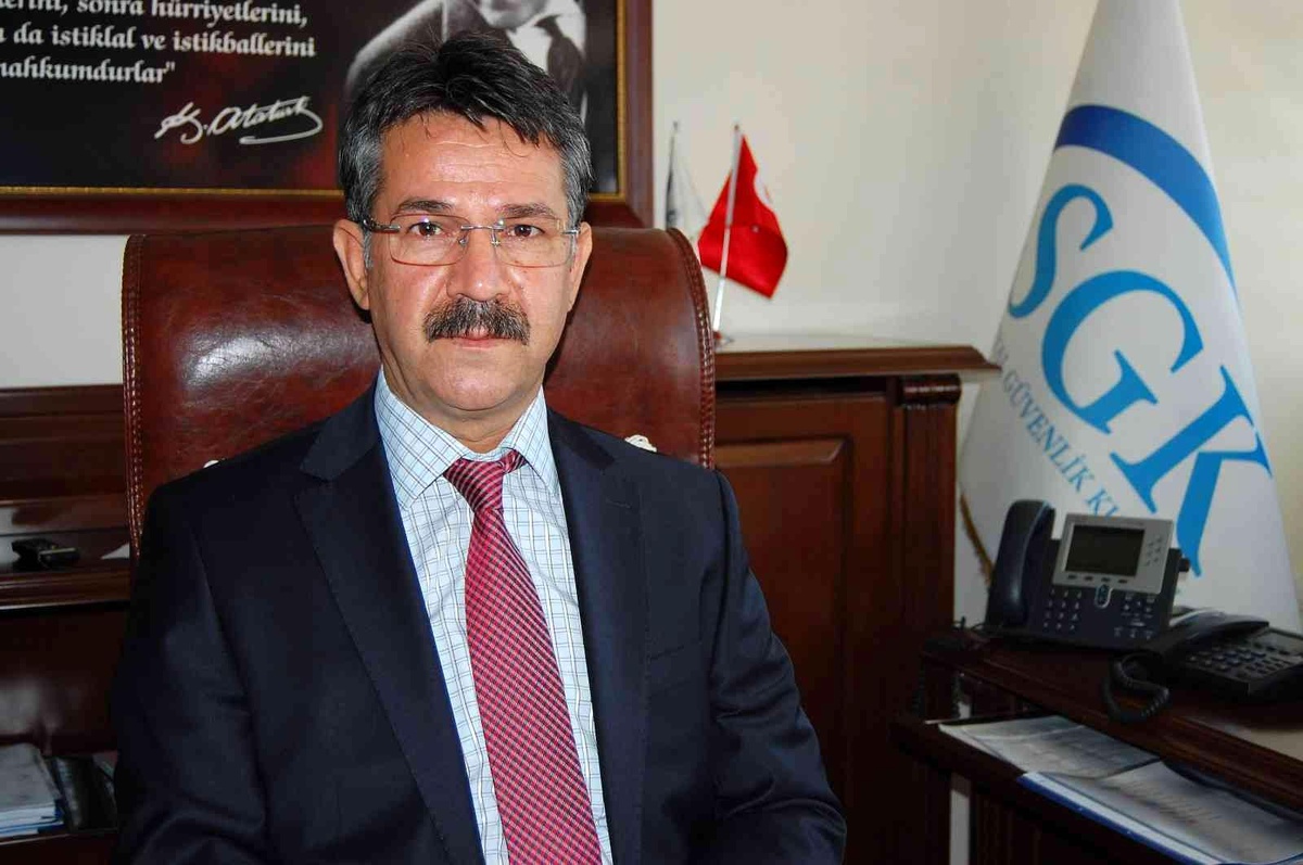 Fuat Tekin: "Herkes sosyal güvenlik hakkına sahiptir"