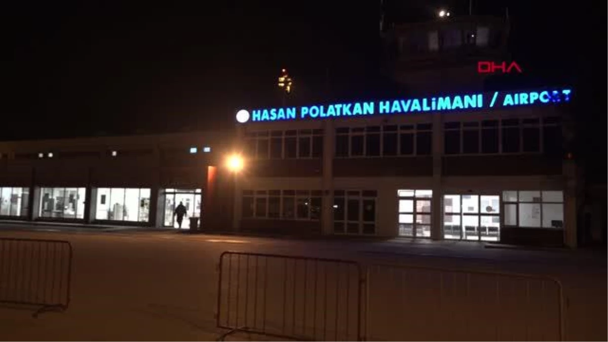 Son dakika haberleri | KARS\'TAN HİDROSEFALİ HASTASI 2.5 AYLIK BEBEK, UÇAK AMBULANSLA ESKİŞEHİR\'E GETİRİLDİ