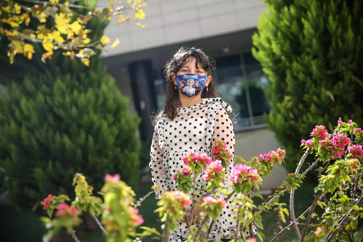 Lösemiye karşı yaşam savaşını kazanan Berfin, artık hayallerinin peşinde