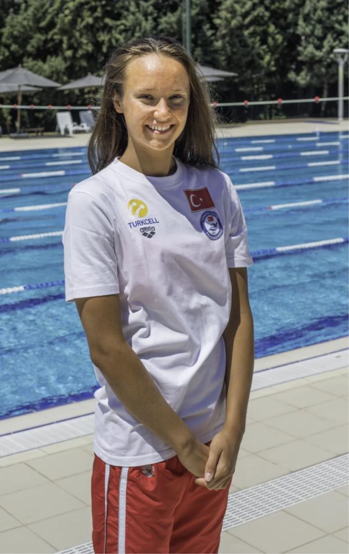 Milli yüzücülerden Avrupa Kısa Kulvar Yüzme Şampiyonası\'nda rekor madalya