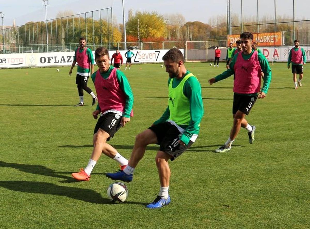 Sivas Belediyespor, Trabzon Hekimoğlu maçı hazırlıklarına başladı