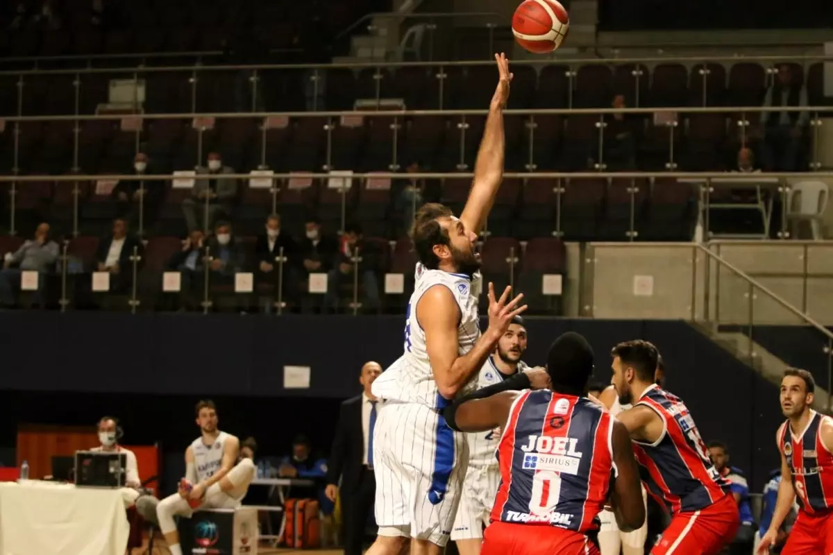 TBL: Kocaeli BŞB Kağıtspor: 69 TED Ankara Kolejliler: 78