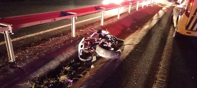 Tekirdağ'da bariyerlere çarpan motosikletin sürücüsü öldü