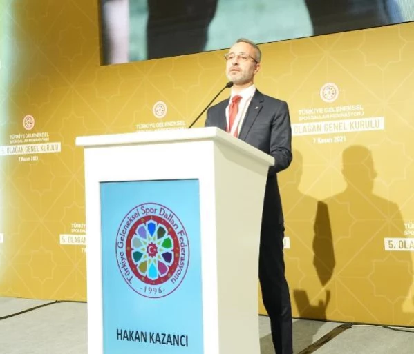 Son dakika haberi: Türkiye Geleneksel Spor Dalları Federasyonu Başkanı Hakan Kazancı güven tazeledi