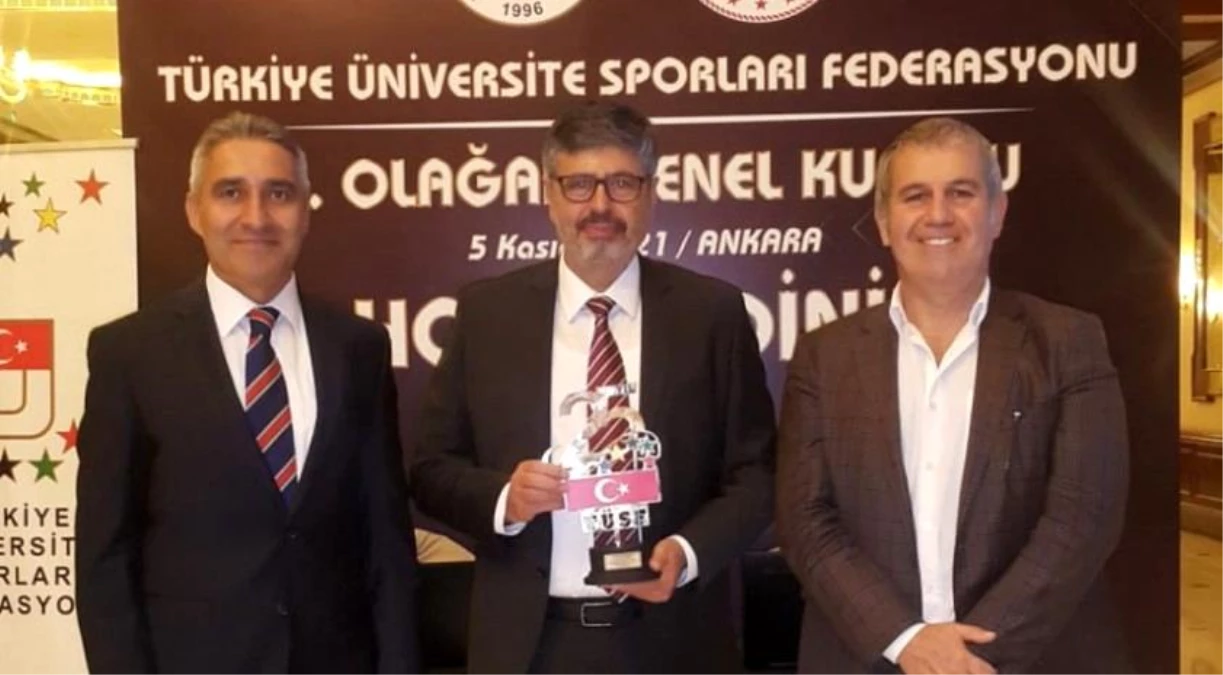 Türkiye Üniversite Sporları Federasyonu\'ndan Anadolu Üniversitesi\'ne ödül