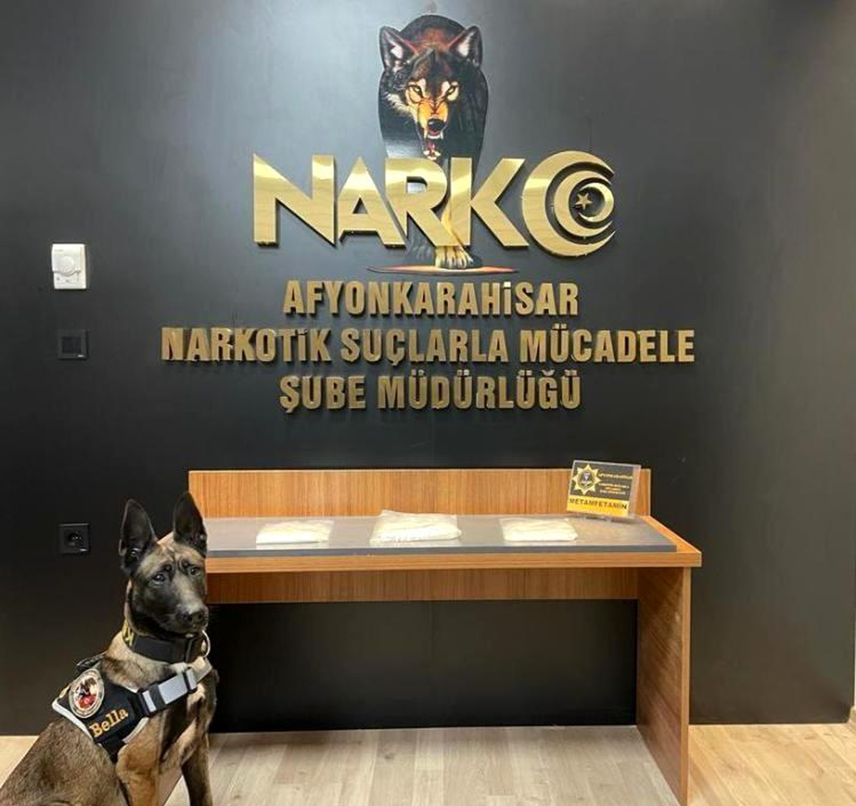 Vali Çiçek: "700 gr metamfetamin aslanlarımız tarafından yakalandı"