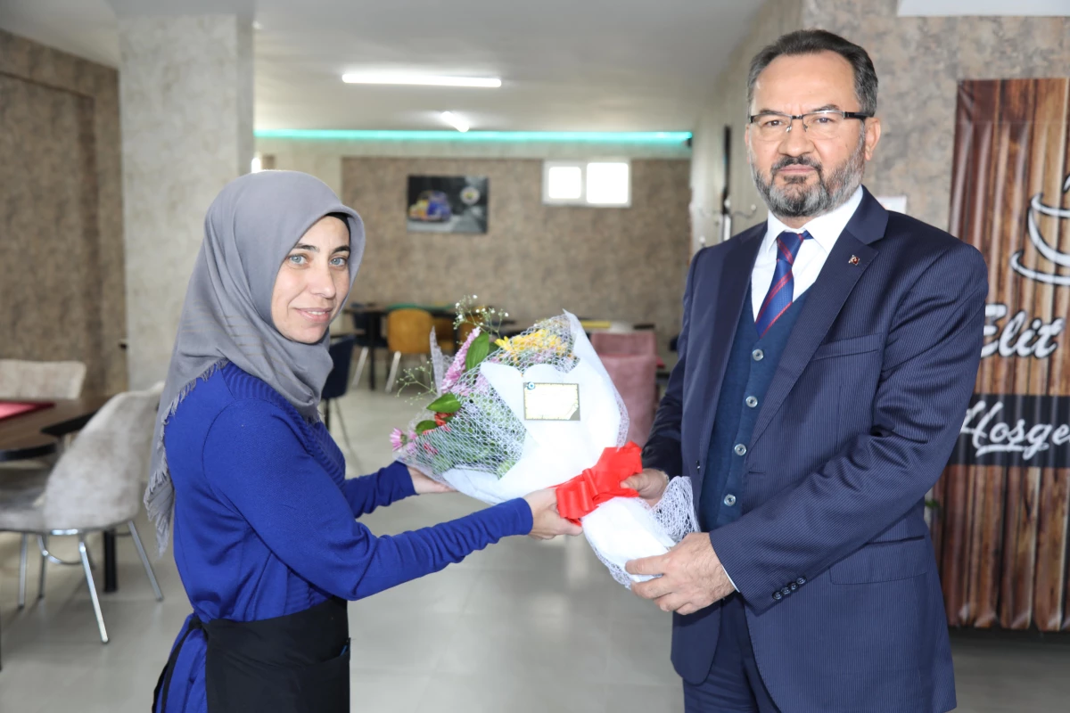 Ankara Yıldırım Beyazıt Üniversitesi Rektörü Aydınlı\'dan kadın girişimcilere destek ziyareti