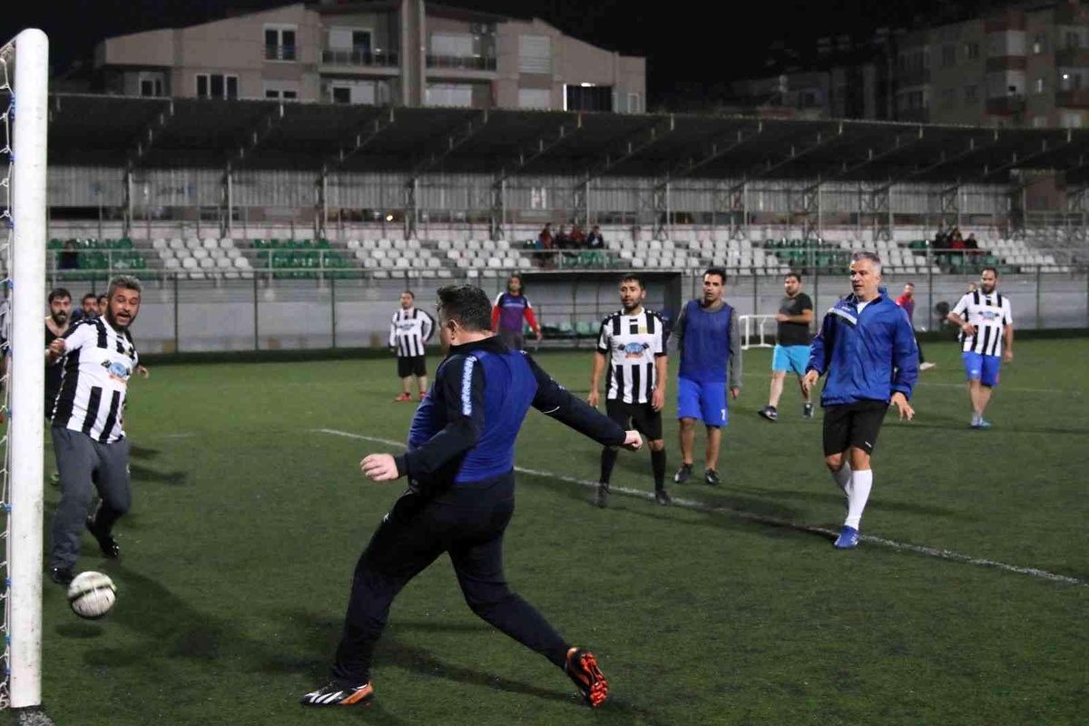 Atatürk\'ü Anma Günü\'nde kazanan dostluk oldu