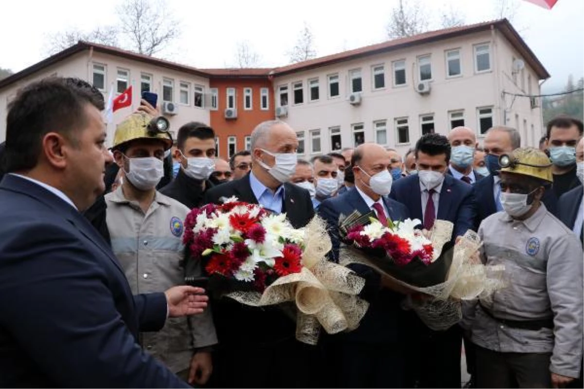 Son dakika haberleri... BAKAN BİLGİN: ASGARİ ÜCRET İÇİN ÇALIŞANLARIN ÜZERİNDEKİ YÜKÜ ALACAK BİR ÇALIŞMA OLACAK