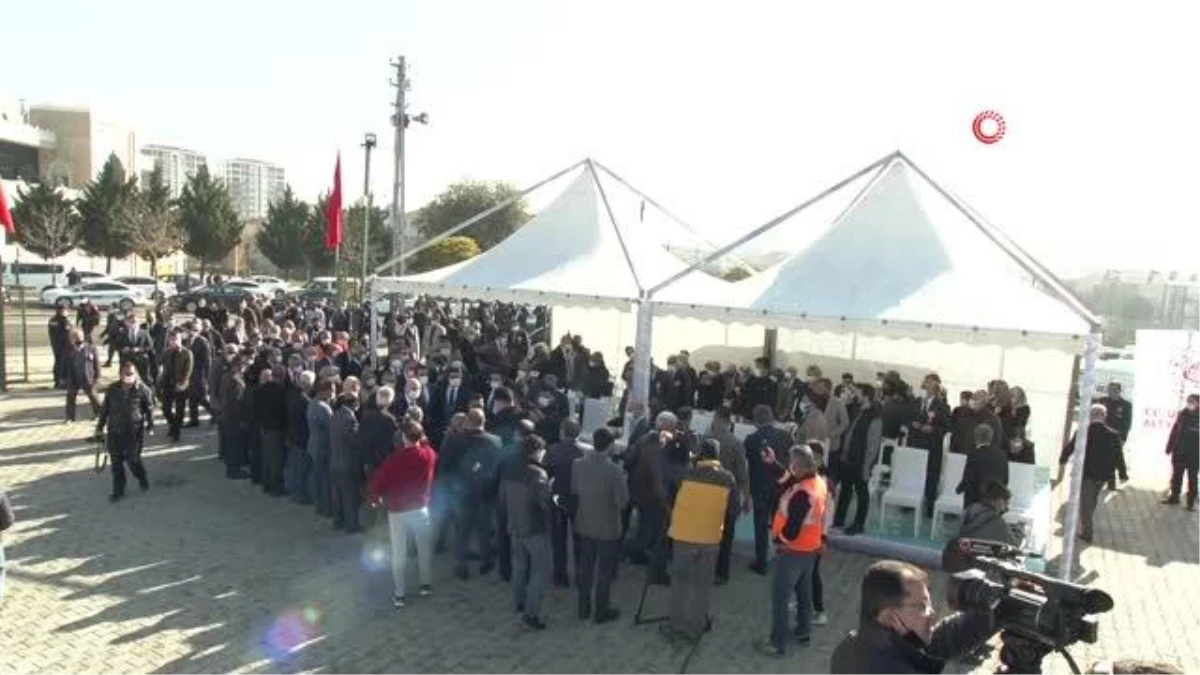 Bakan Karaismailoğlu: "Türkiye tam bağımsız bir ülkedir bu herkes aklının bir köşesine yazsın"