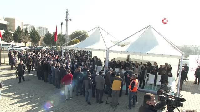 Bakan Karaismailoğlu: Türkiye tam bağımsız bir ülkedir bu herkes aklının bir köşesine yazsın 