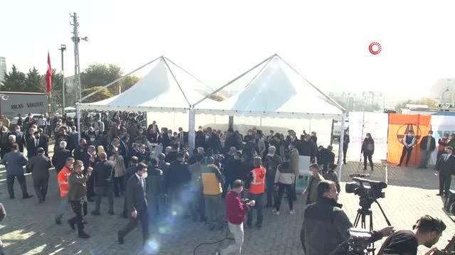 Bakan Karaismailoğlu: Türkiye tam bağımsız bir ülkedir bu herkes aklının bir köşesine yazsın 