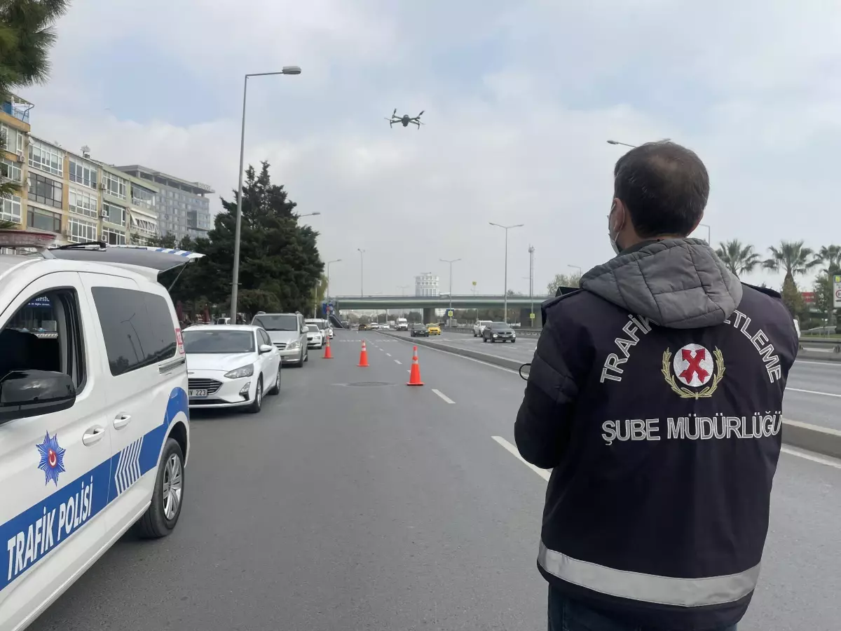 Bakırköy\'de drone ile trafik denetimi