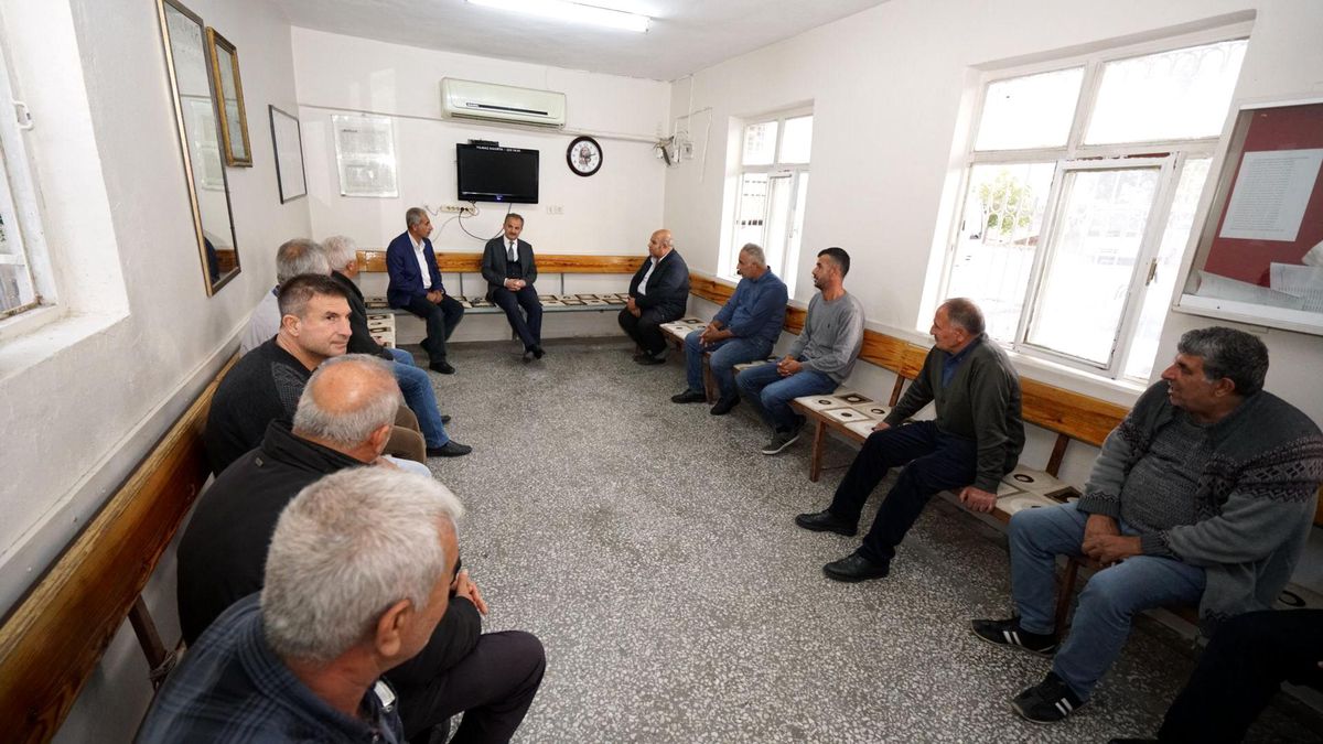 BAŞKANIMIZDAN, KOLEJ MİNİBÜS HATTI ŞOFÖRLERİNE ZİYARET