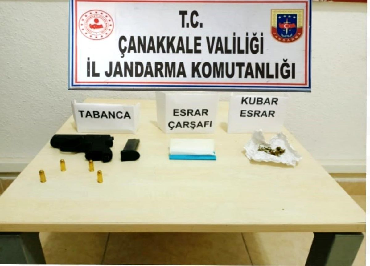 Çanakkale\'de kaçak içki ve uyuşturucu operasyonu: 2 tutuklama