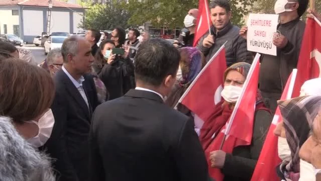 DİYARBAKIR - Silvan Kaymakamı Murat Öztürk, Diyarbakır annelerini ziyaret etti