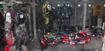 Endonezya'da eski motosikletlerden yeni robotlar üretiliyor