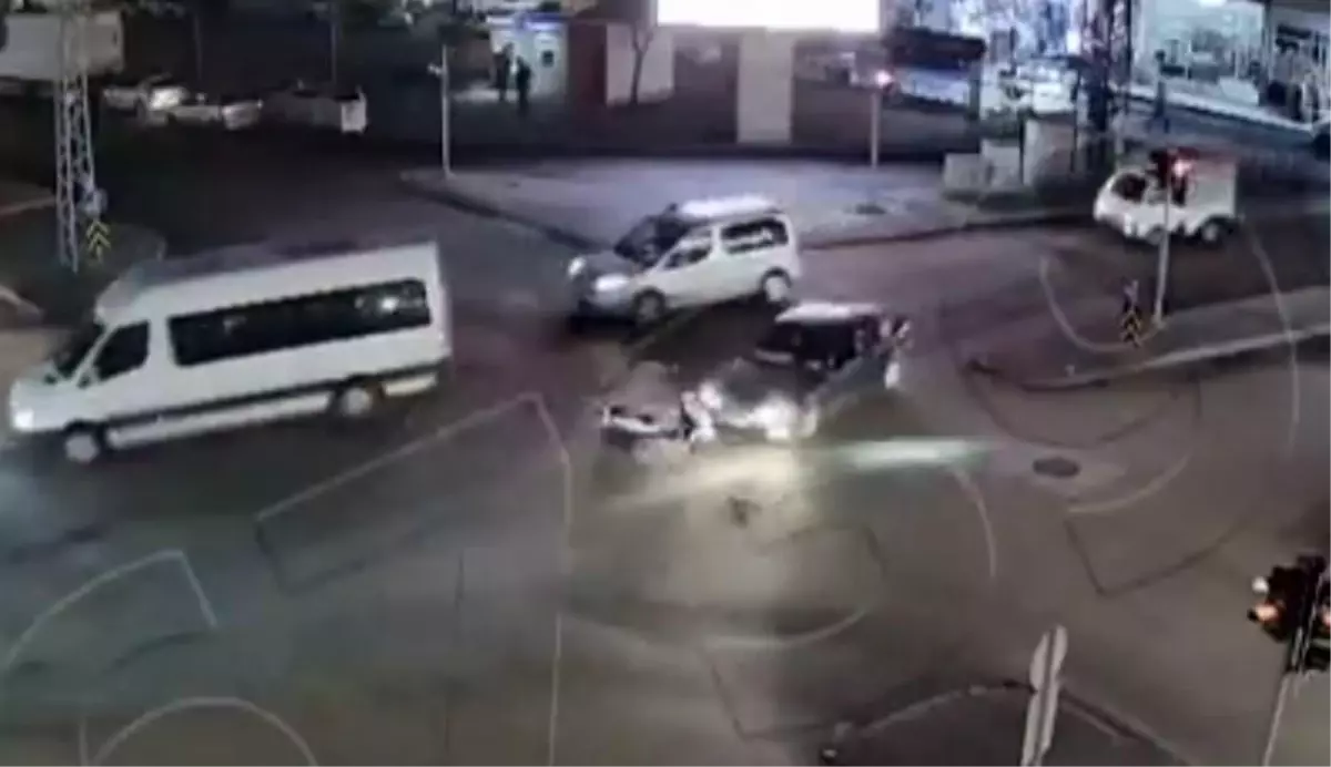 Son dakika haberleri | Gaziantep\'teki trafik kazaları kameralara yansıdı