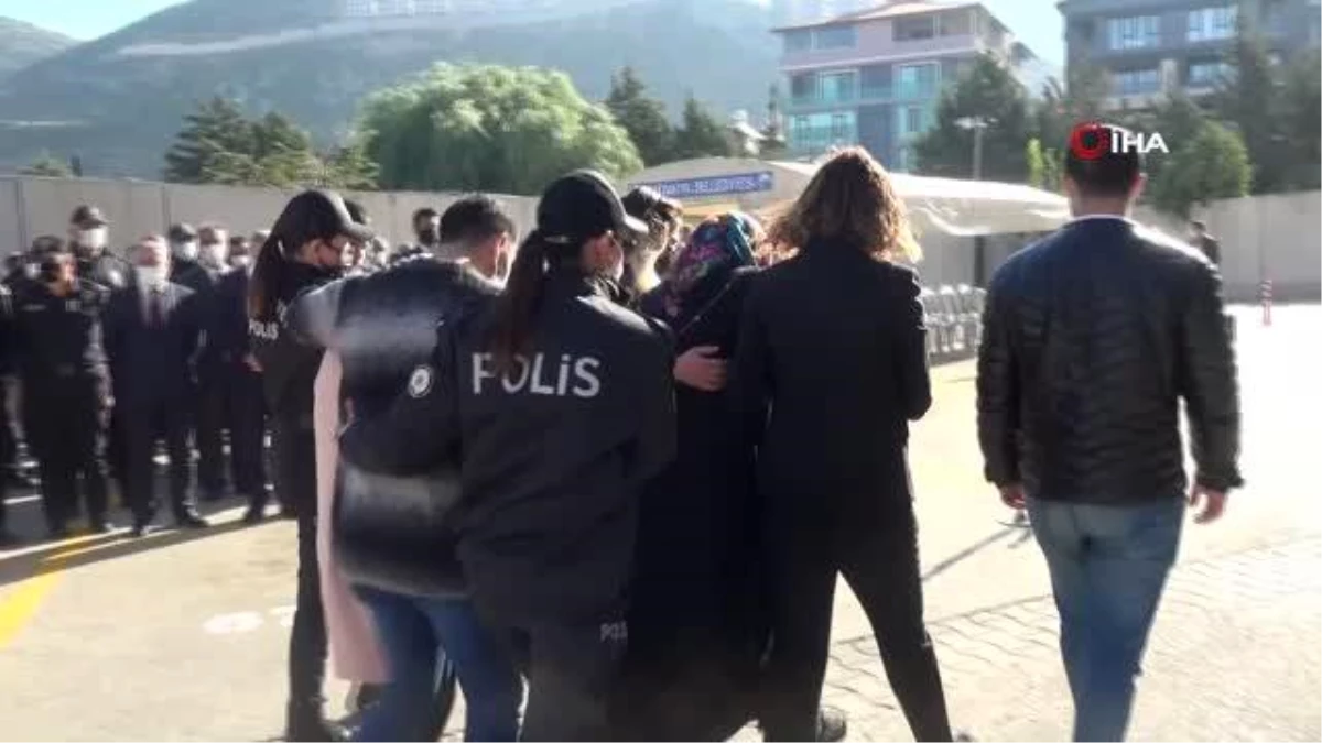 Son dakika... Hatay\'da şehit polis memuru memleketine uğurlandı