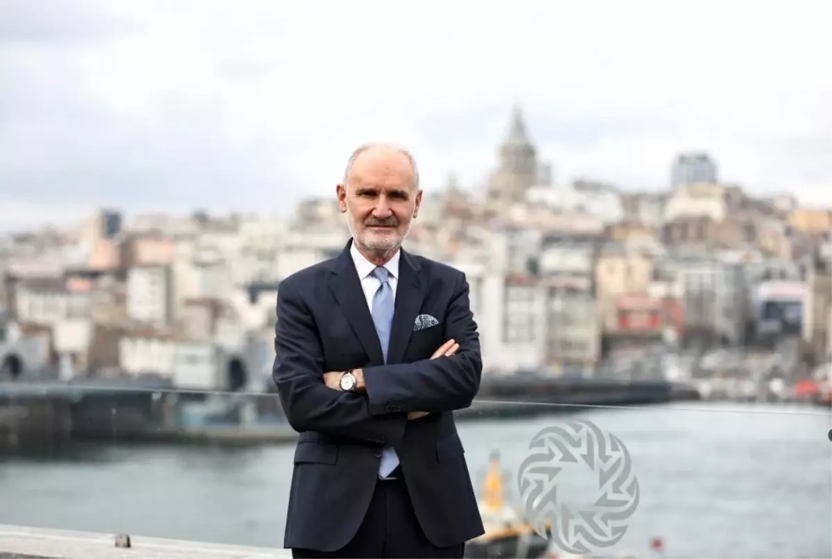 "İş dünyası nitelikli ara elemana ödediği ücretleri tekrar değerlendirmeli"