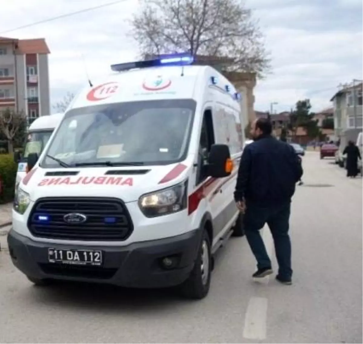 Otomobil ile bisiklet çarpıştı; 11 yaşındaki çocuk yaralandı
