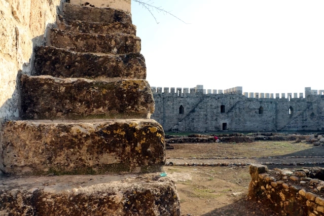 Tarihi Payas Kalesi, ziyarete açılmaya hazırlanıyor