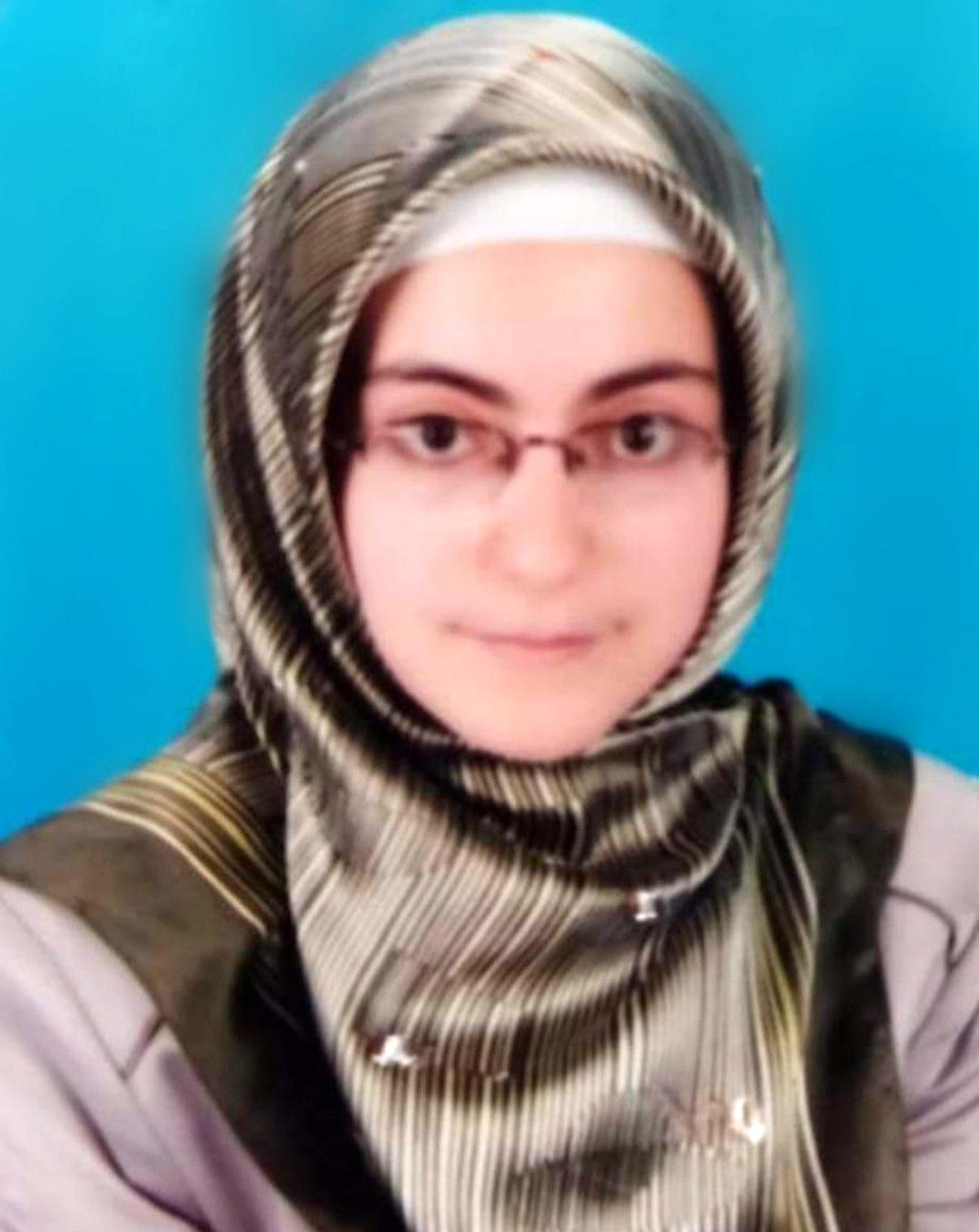 1 çocuk annesi öğretmen kansere yenik düştü