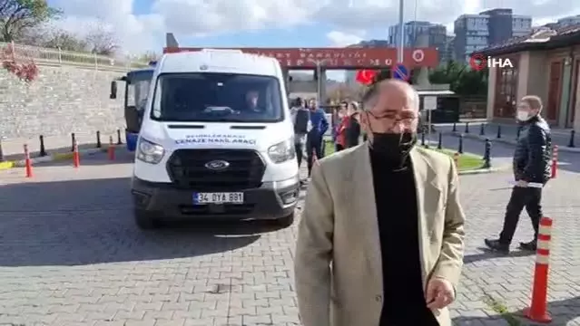 Ataşehir'de samuray kılıcıyla öldürülen kadının cenazesi Adli Tıp Kurumundan alındı